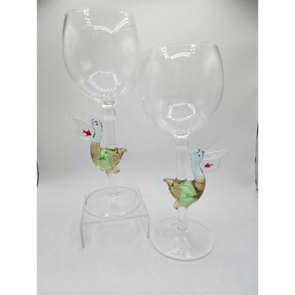 Yurana Designs Dining 2 Hand Blown Wine Glasses With Pelicans And